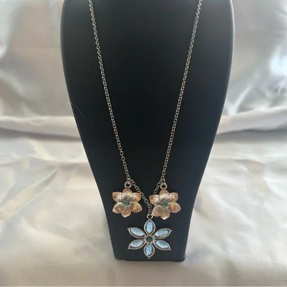 Liz Claiborne Silver Necklace with Blue and Green Floral Accents - Picture 2 of 3